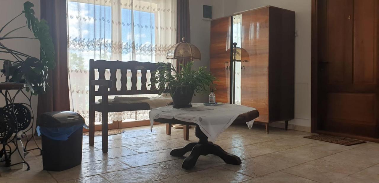 מלון Dezmir Casa Paduricea מראה חיצוני תמונה