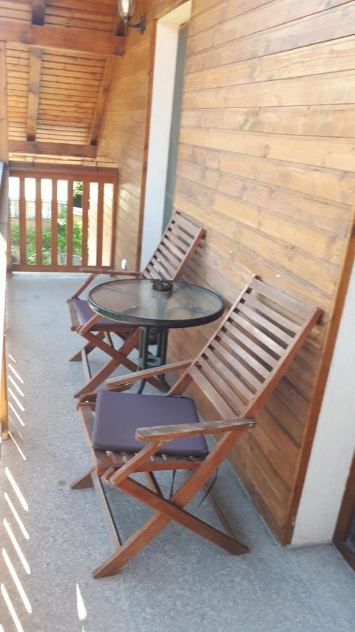 מלון Dezmir Casa Paduricea מראה חיצוני תמונה